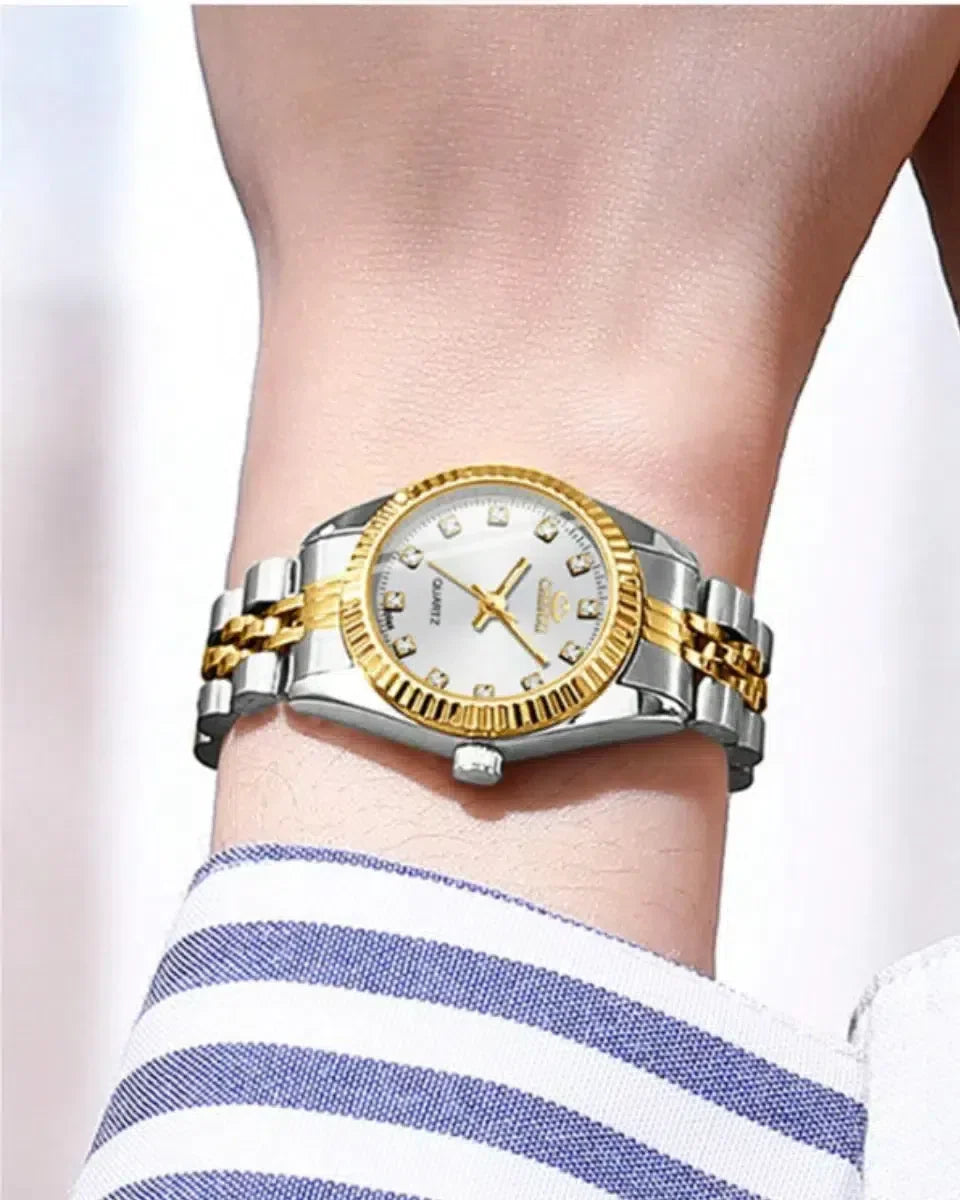 Avalora – Minimalistyczny design – Zegarek srebrny