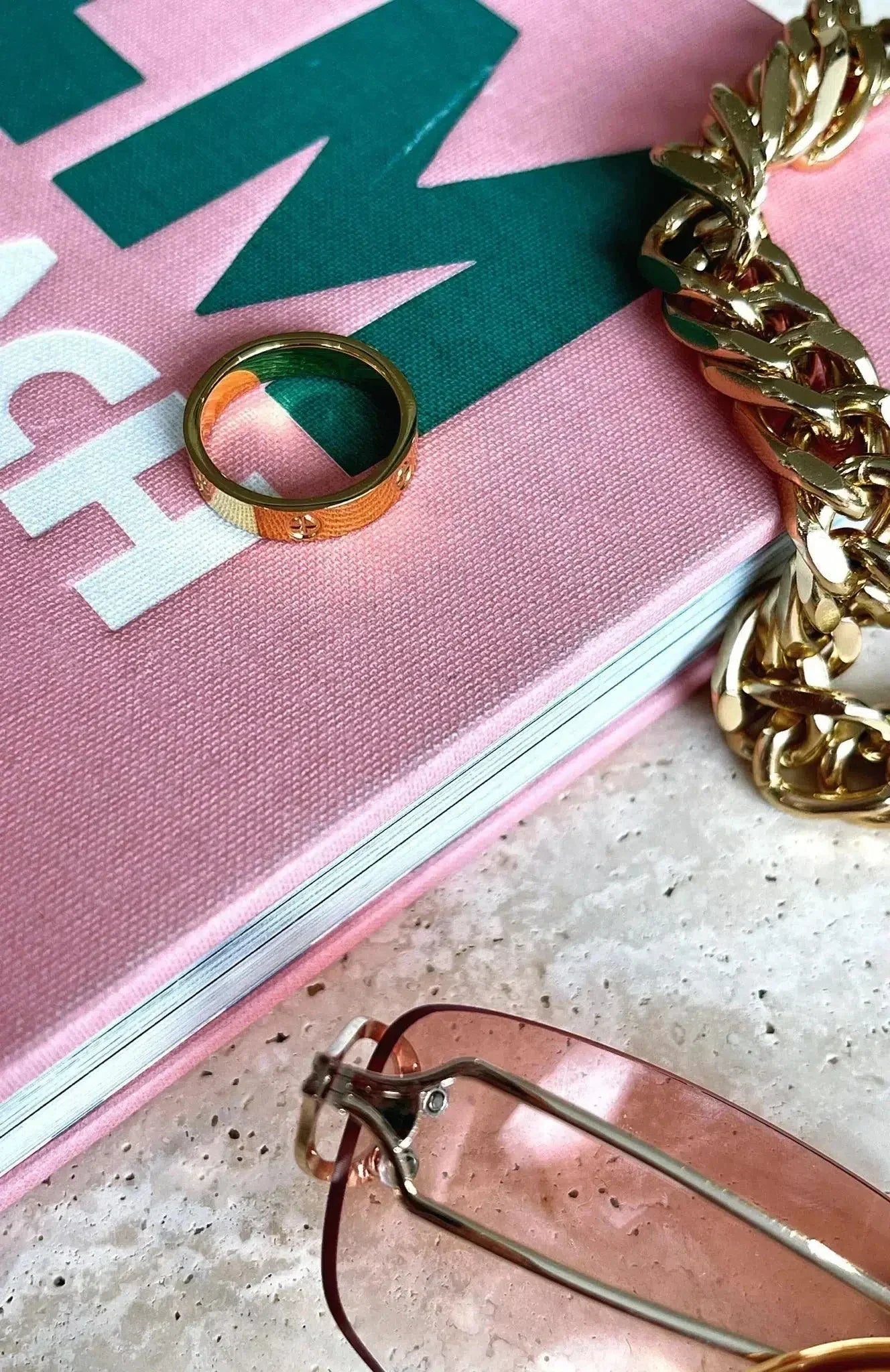 Clairette – Masywny design – Pozłacany pierścionek