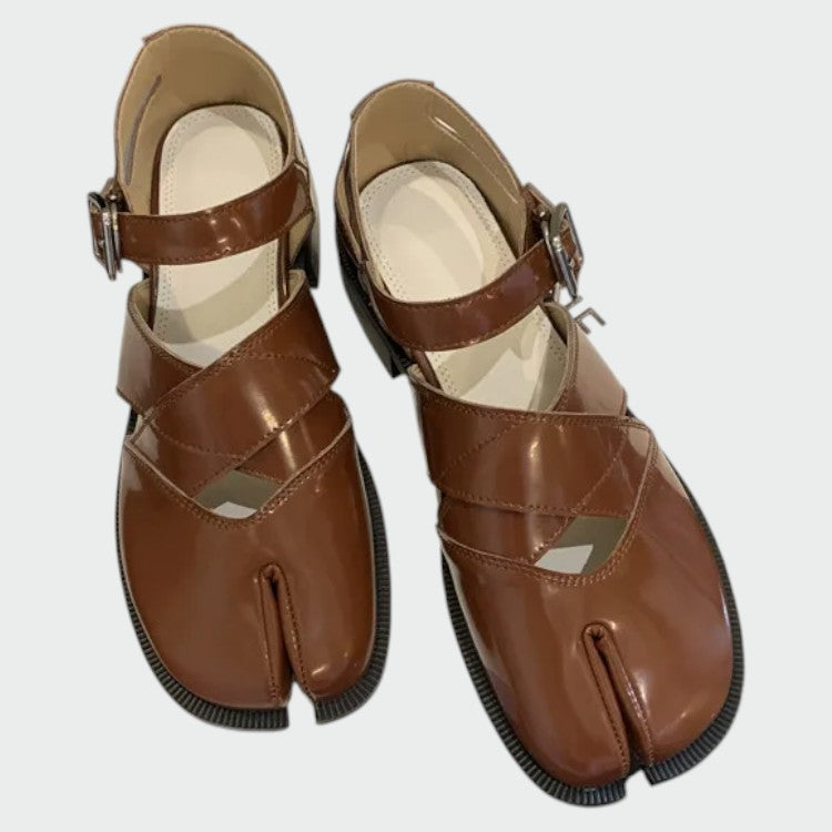 Olivia - Buty Mary Jane z paskiem Tabi